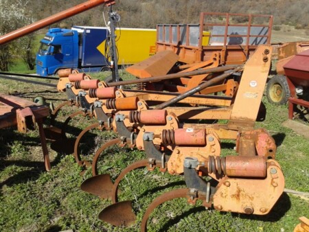 Άροτρα πολύινα