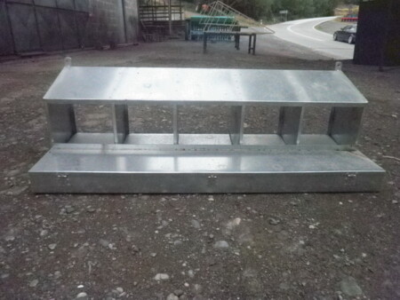 Φωλιές ωοτοκίας κότας