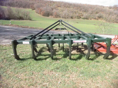 Καλλιεργητής βαρέου τύπου με ασφάλεια (16 σταβάρια σταθερά)