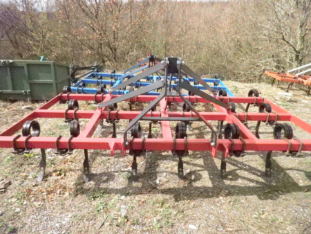 Καλλιεργητής ελαφρού τύπου (19 σταβάρια σπειρωτά 20x20)