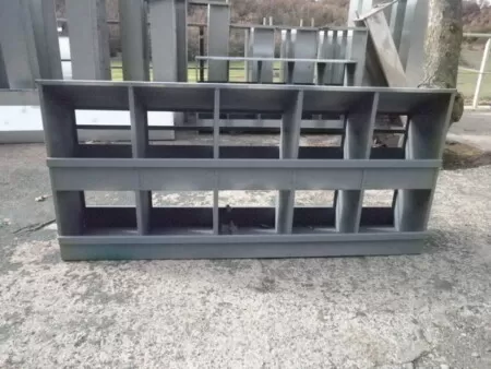 Φωλιές επώασης κότας