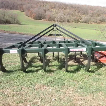 Καλλιεργητής βαρέου τύπου με ασφάλεια (16 σταβάρια σταθερά)