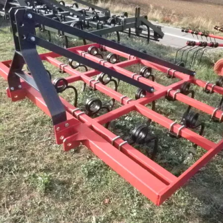 Καλλιεργητής ελαφρού τύπου (18 σταβάρια σπειρωτά 20x20).