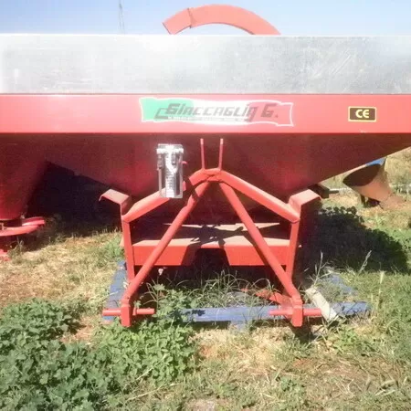 Λιπασματοδιανομείς