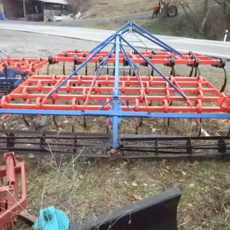 Καλλιεργητής μεταχειρισμένος με 29 σταβάρια flex και μονή ανέμη.