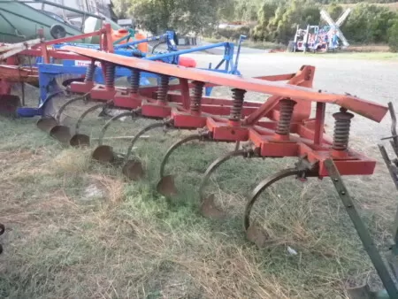 Άροτρο 8υνο