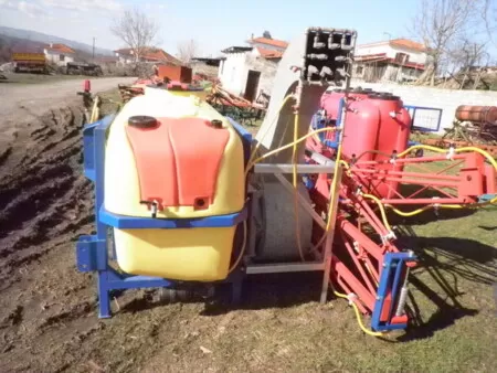 Ψεκαστικό αναρτώμενο 600 lt