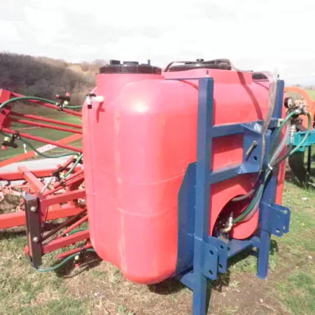 Ψεκαστικό αναρτώμενο 1.000 lt