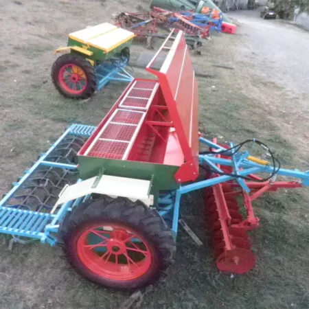 Σπαρτικές μηχανές REKOR