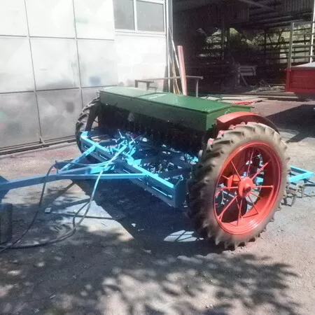 Σπαρτικές μηχανές REKOR