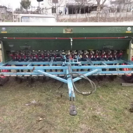 Σπαρτικές μηχανές REKOR