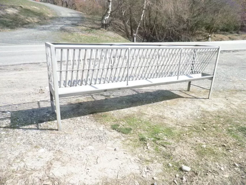 Ταϊστρες αιγοπροβάτων με λάμα