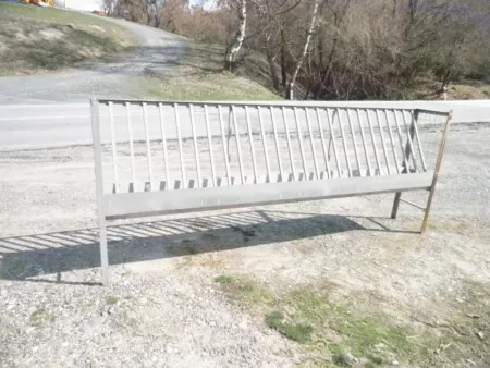 Ταϊστρες αγελάδων (τοίχου)